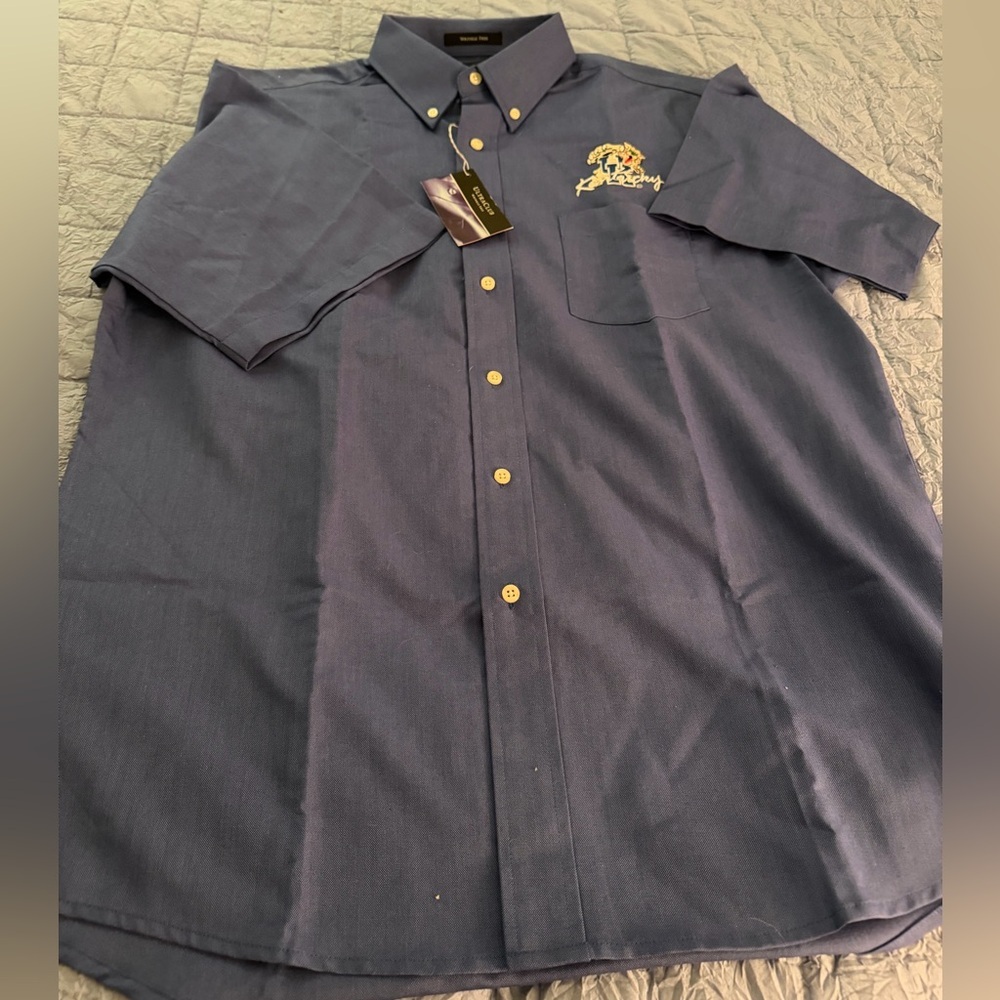 Ultra Club University of Ky short sleeve button down NWT men’s Large